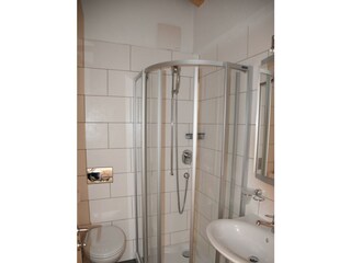 8.1 Dusche/WC separat