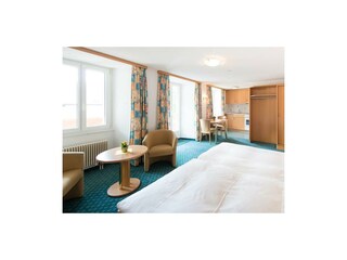 hotel_portjengrat_saas_almagell_doppelzimmer_kuech