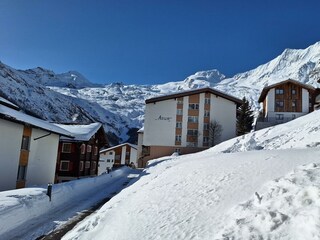 Ferienwohnungen Azur Saas Fee Zugangsstrasse