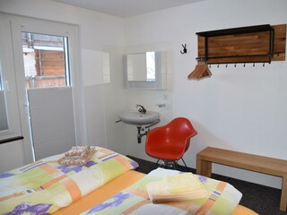 5. Amédée 3 Doppelschlafzimmer Lavabo