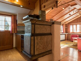 Küche und Wohnzimmer