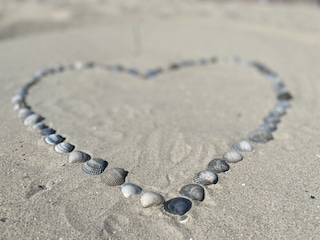 Nordseestrand mit Herz