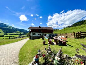 Apartment Ferienhaus, Dusche und Bad, WC, 3 Schlafräume - St. Johann in Tyrol - image1