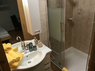 6E73708A-EA2E-4AC8-A60B-D09C55B7C668