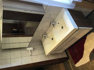 0F0BE556-A2C8-4455-A14D-47E3B3D8E270