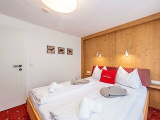 Chalet-am-See-Apartment-Haus-myNests-Aich-Schladmi