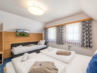 Chalet-am-See-Apartment-Haus-myNests-Aich-Schladmi