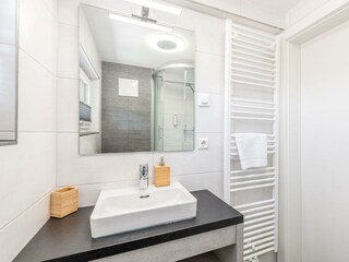 Chalet-am-See-Apartment-Haus-myNests-Aich-Schladmi