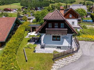 Chalet-am-See-Apartment-Haus-myNests-Aich-Schladmi
