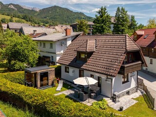 Chalet-am-See-Apartment-Haus-myNests-Aich-Schladmi