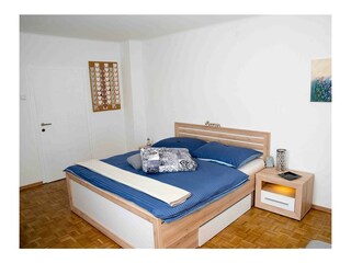 Ferienwohnung KIM_Schlafzimmer