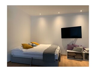 2. Schlafzimmer im Wohnzimmer