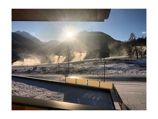 35c9f44e-117c-4b68-86e6-7803a8cf1759