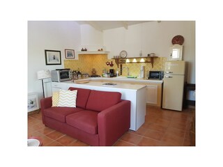 Küchentheke und Schlafcouch