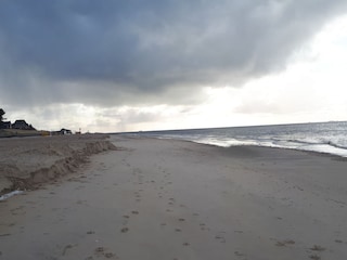 Der leere, weite Südstrand in den Wintermonaten