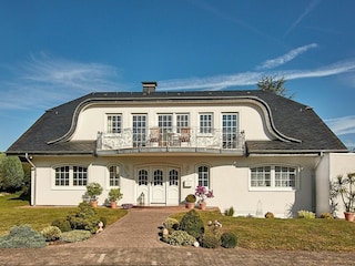 Neue Fewo in einer stilvollen Villa
