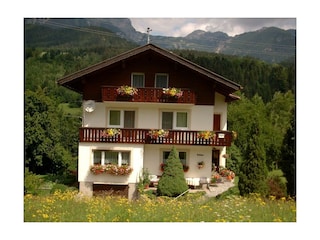 Haus Erlenheim - Hausfoto Sommer