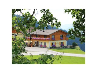 Haus Taxegger - Hausfoto im Sommer