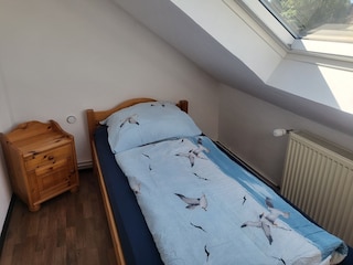 Schlafzimmer mit Einzelbett