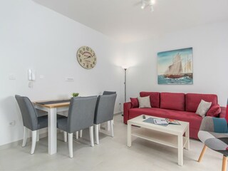 Apartment Funtana Features 12