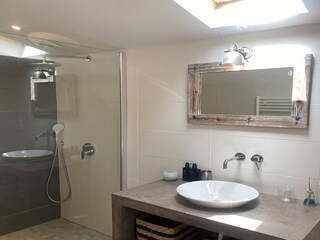 Villa Grasse Features 36