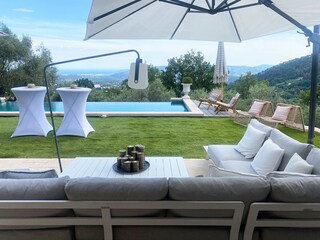 Swimming pool mit Meerblick