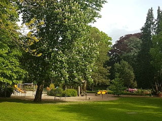 oder im Stadtpark mit Spielmöglichkeiten und Gastronomie.