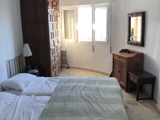 Schlafzimmer mit 2 Einzelbetten