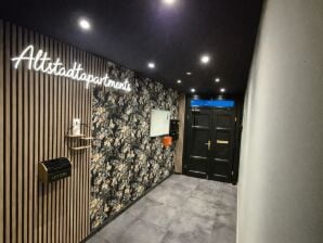 Holiday apartment Romantisches Altstadtapartment in der Blütenstadt