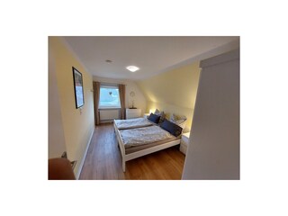 Schlafzimmer 2 oben mit 2 Einzelbetten