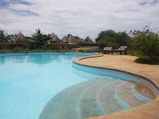 Villa Diani Beach Outdoor Recording 7
