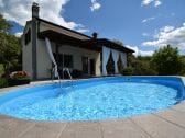 Ferienhaus Mare mit Pool.