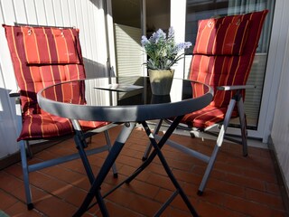 Balkon mit Möbeln