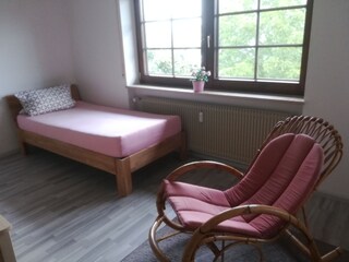 Zusatzbett im Schlafzimmer Wohnung Schwarzwaldblick