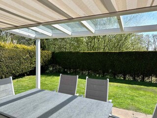 Überdachte Terrasse
