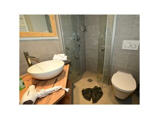 3-Raum Appartement Badezimmer