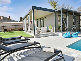 Villa BarcolanaVilla Barcolana