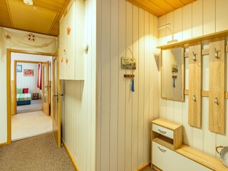 FeWo 2, Diele / Flur mit Blick in die Zimmer