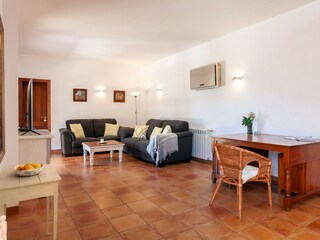 Holiday house Es Llombards Features 31
