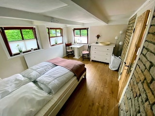 Room 1 on ground floor, Image 2