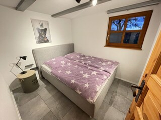 Schlafzimmer 2