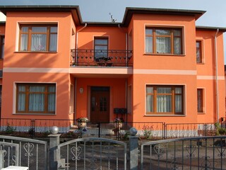 Haus Strassenansicht