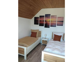 Schlafzimmer 3