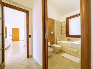 Villa Quartu Sant' Elena Caratteristiche 32