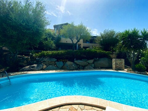 Villa Azzurra, Quartu Sant'Elena