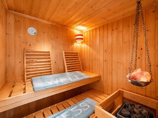 Saunazeit in der Wellness Oase