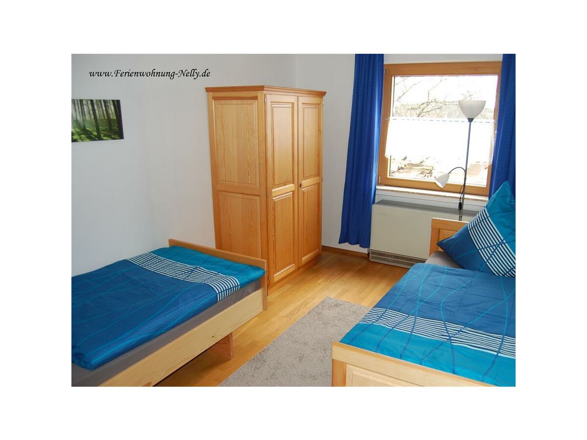 Schlafzimmer mit Doppelbett