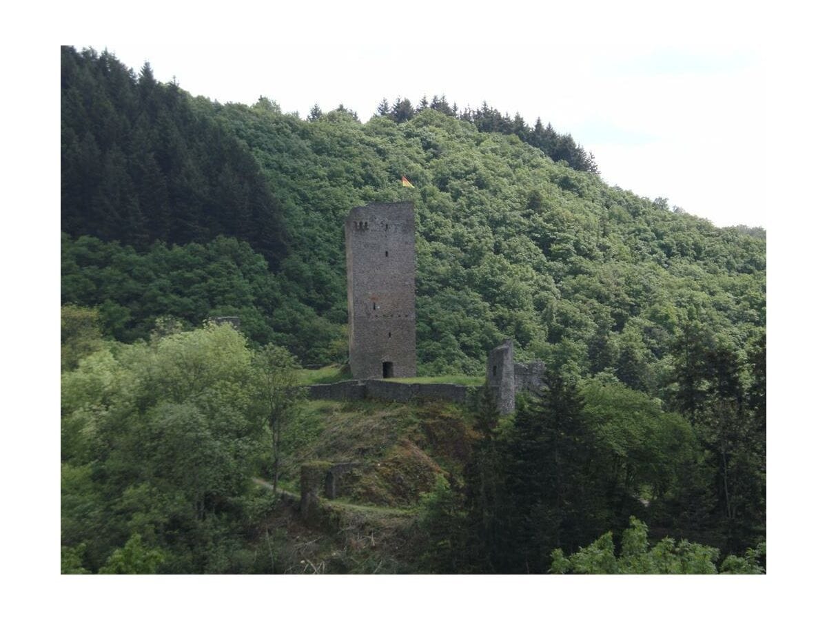 Oberburg bei Manderscheid