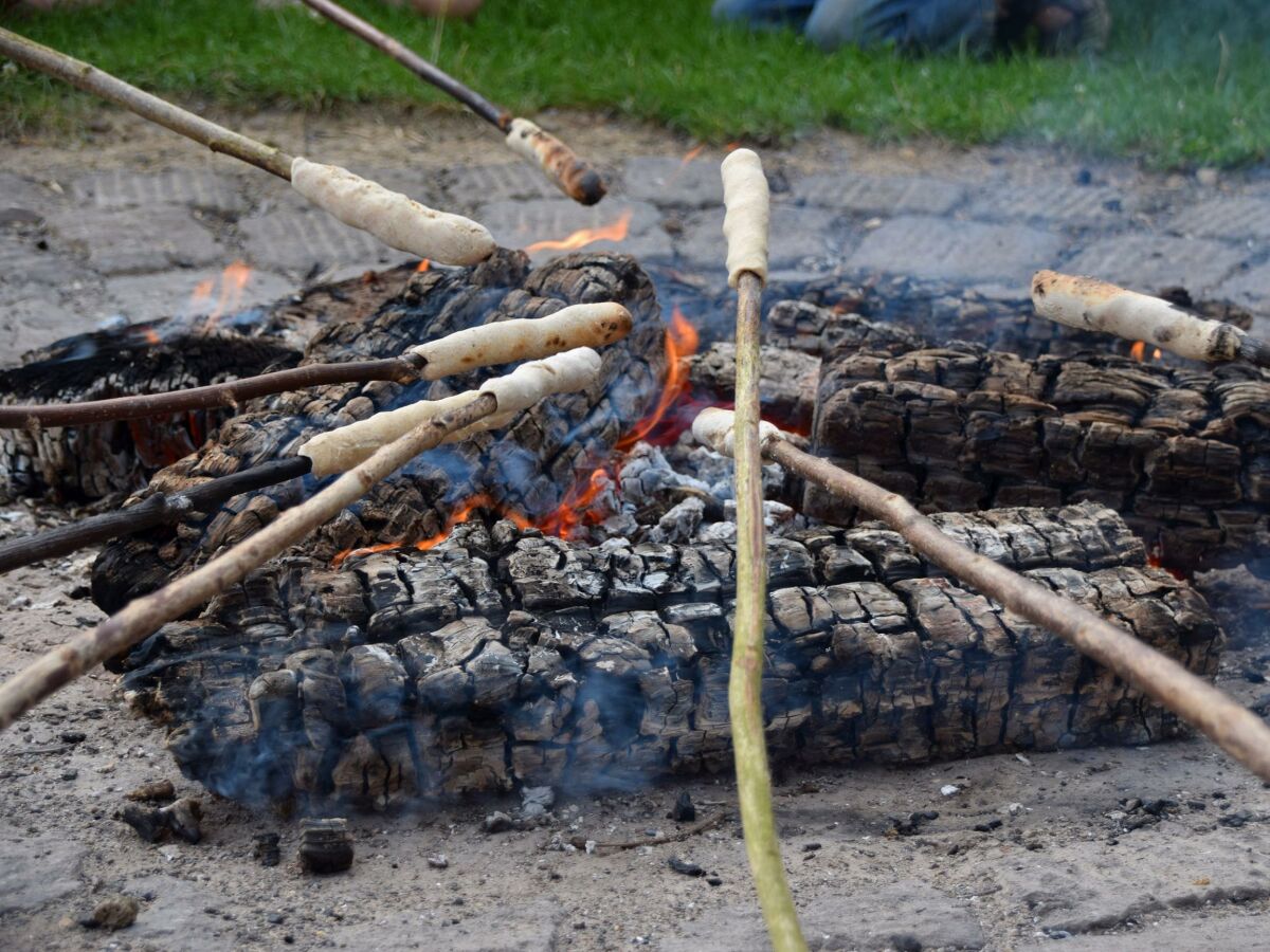 Stockbrotbacken