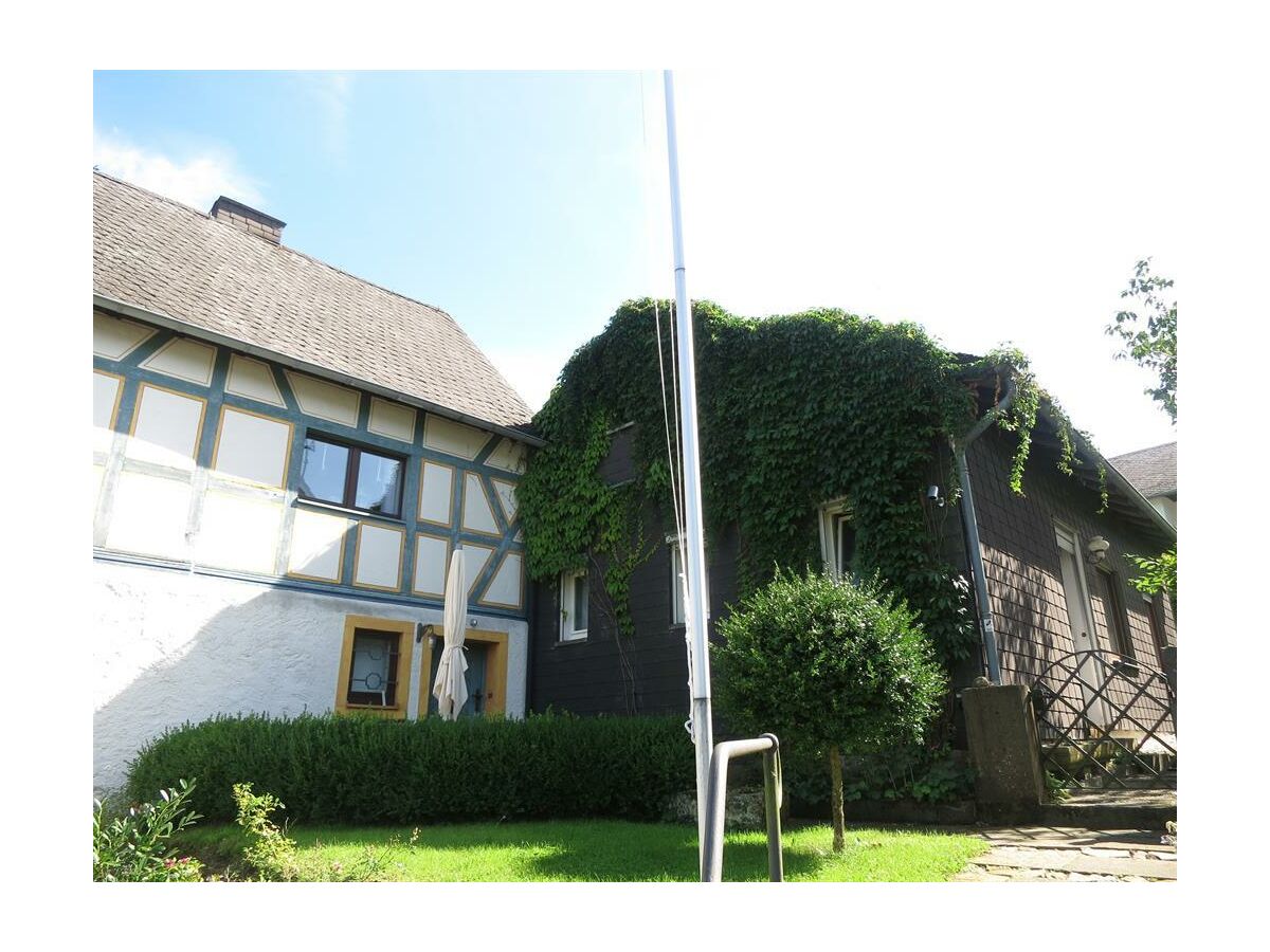 Haus Hinneres und Anbau